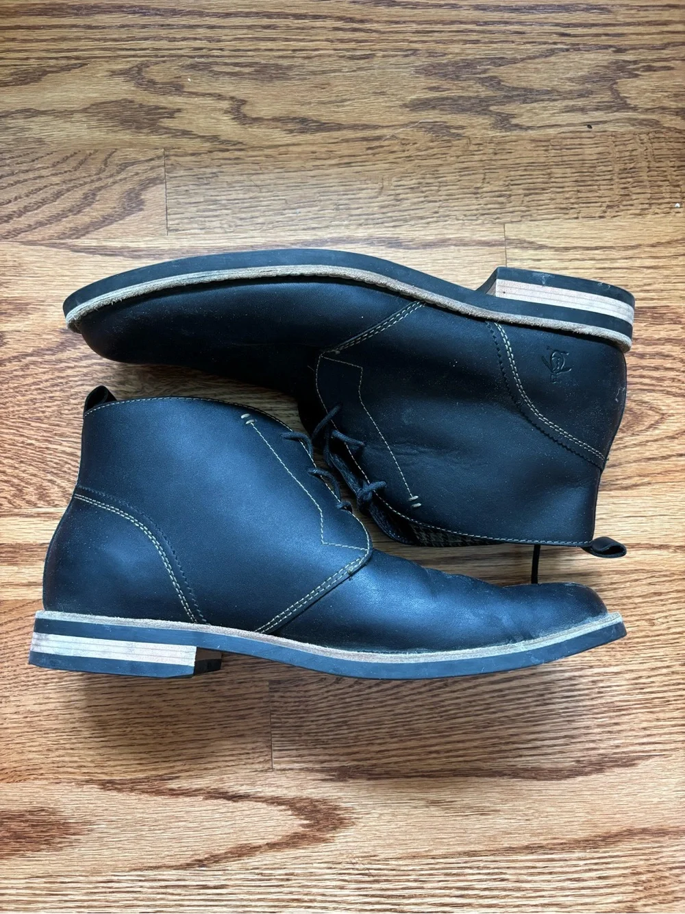 Men's Penguin Black Leather Lace-Up Chukka Boots